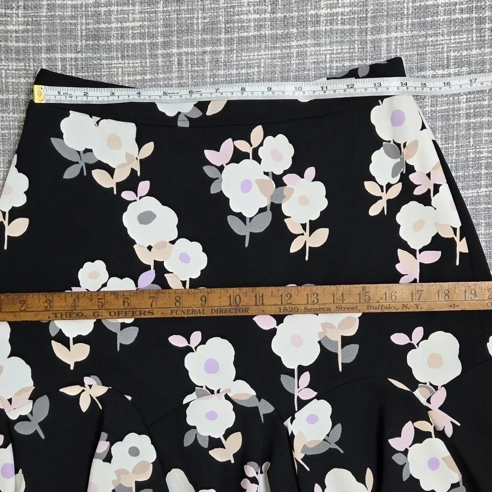 KATE SPADE Posy Floral Flounce Skirt Whimsies Black Pink Size 6 W28